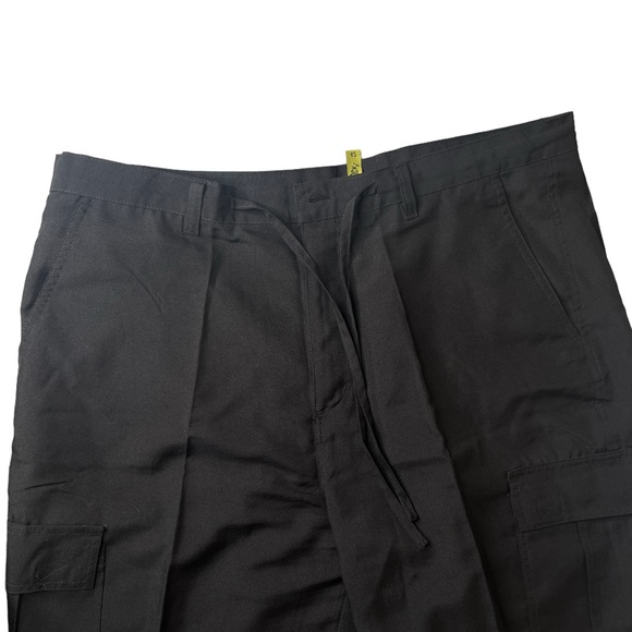 True Rock Men's Cargo Style Drawstring Shorts Black Size 42 - Picture 10 of 15